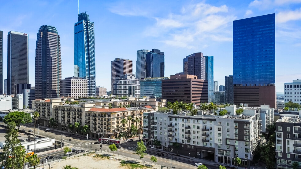 1120 W 6th St, Los Angeles, CA to rent - Building Photo - Image 3 of 91