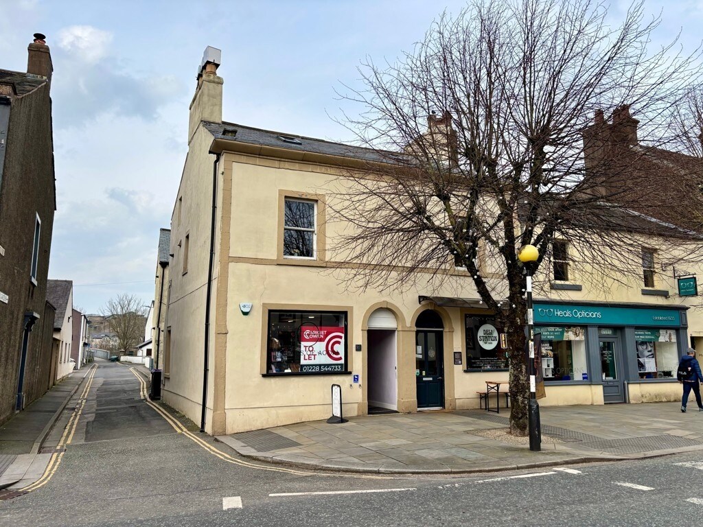92-94 Main St, Cockermouth to rent Building Photo- Image 1 of 5