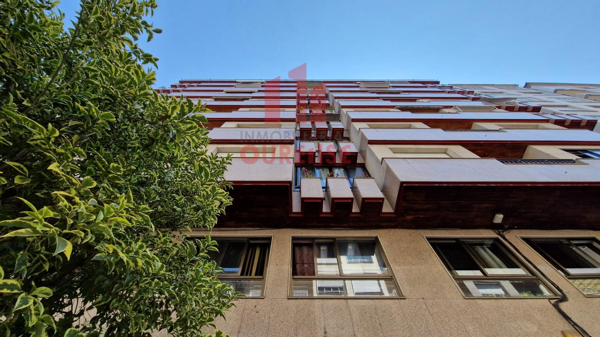 Office in Ourense, Orense to rent Building Photo- Image 1 of 6