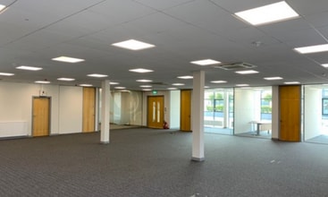 21 Old Channel Rd, Belfast to rent Interior Photo- Image 2 of 2