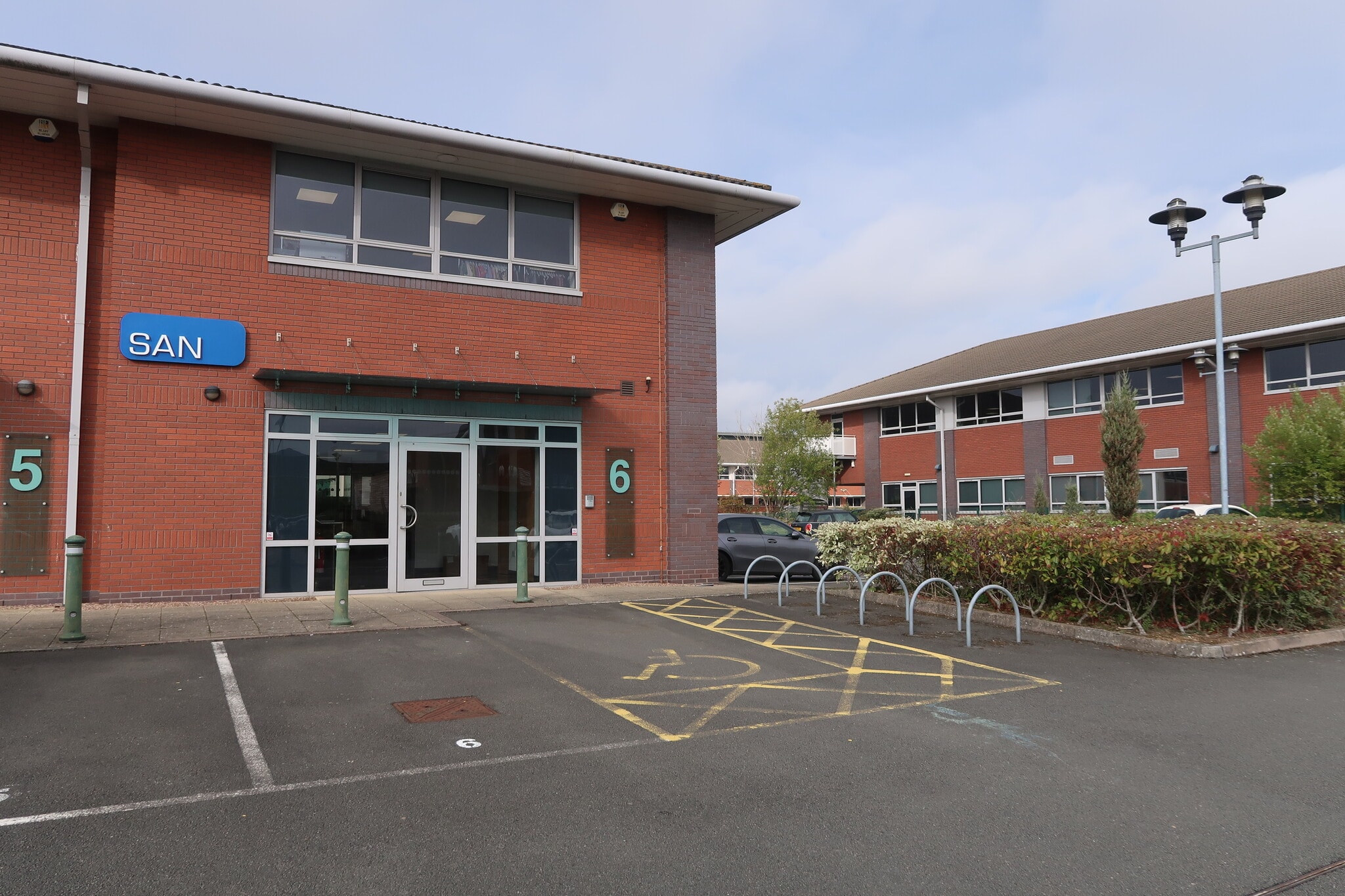 Lewis Ct, Enderby for sale Building Photo- Image 1 of 2