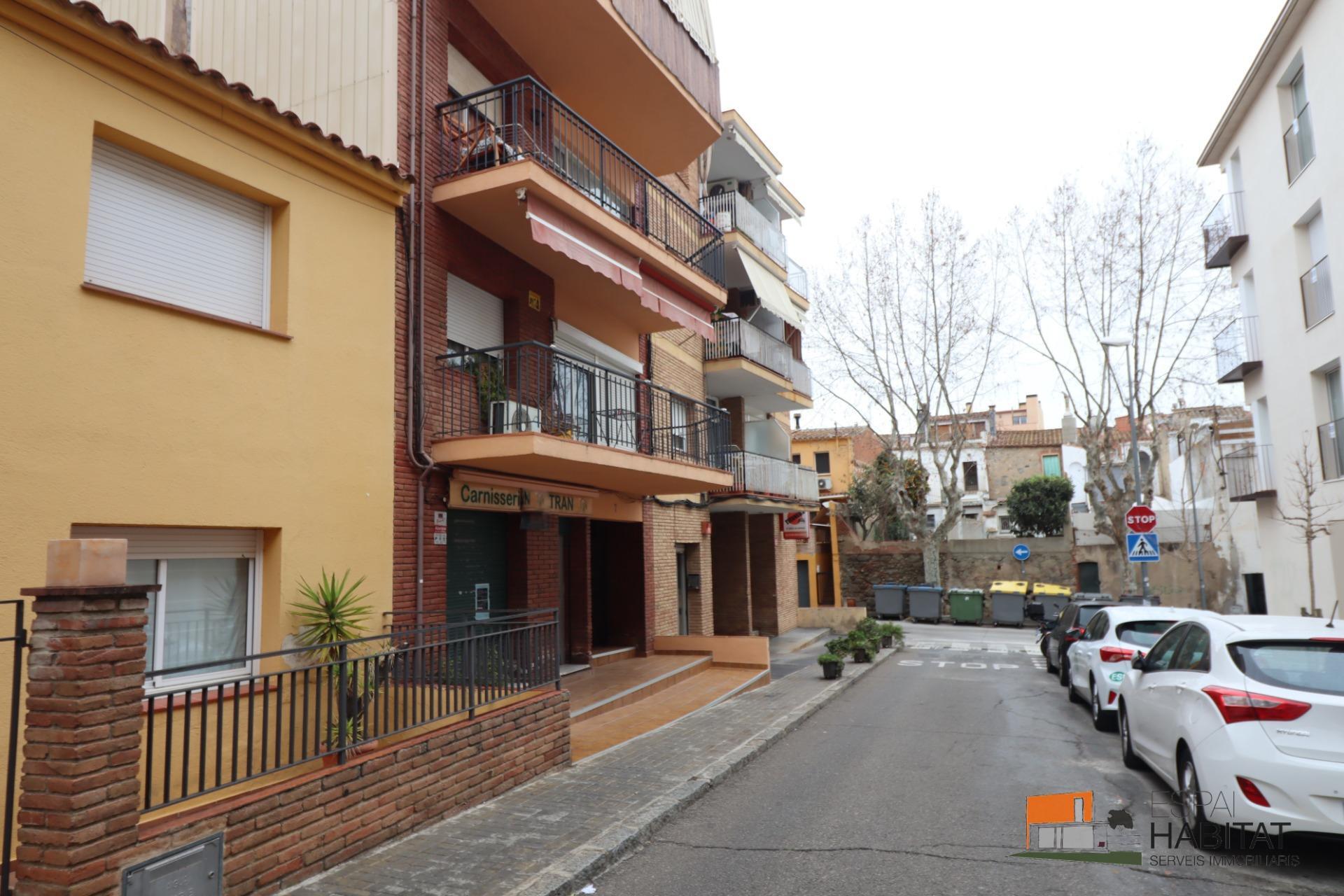 Retail in Vilassar de Dalt, Barcelona to rent Building Photo- Image 1 of 8