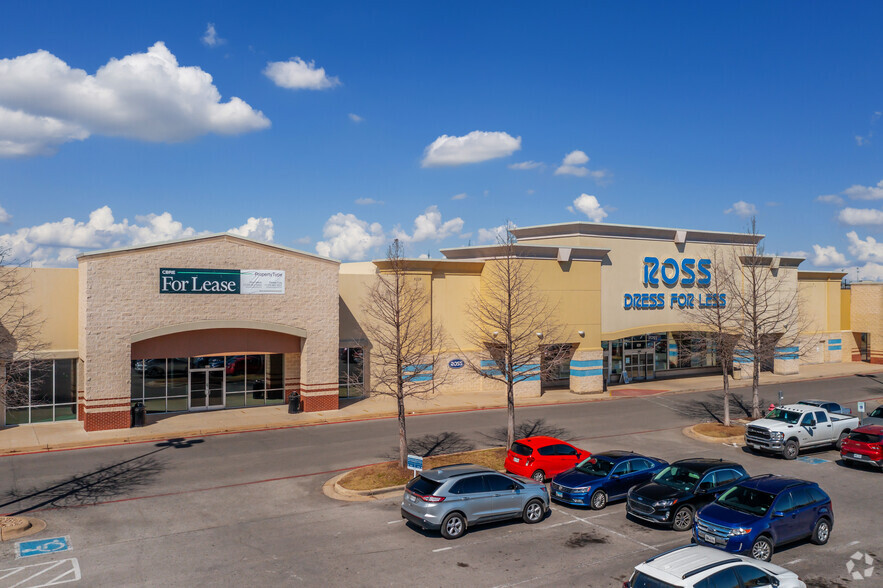 Hwy 151 @ Loop 410, San Antonio, TX for rent - Building Photo - Image 1 of 25