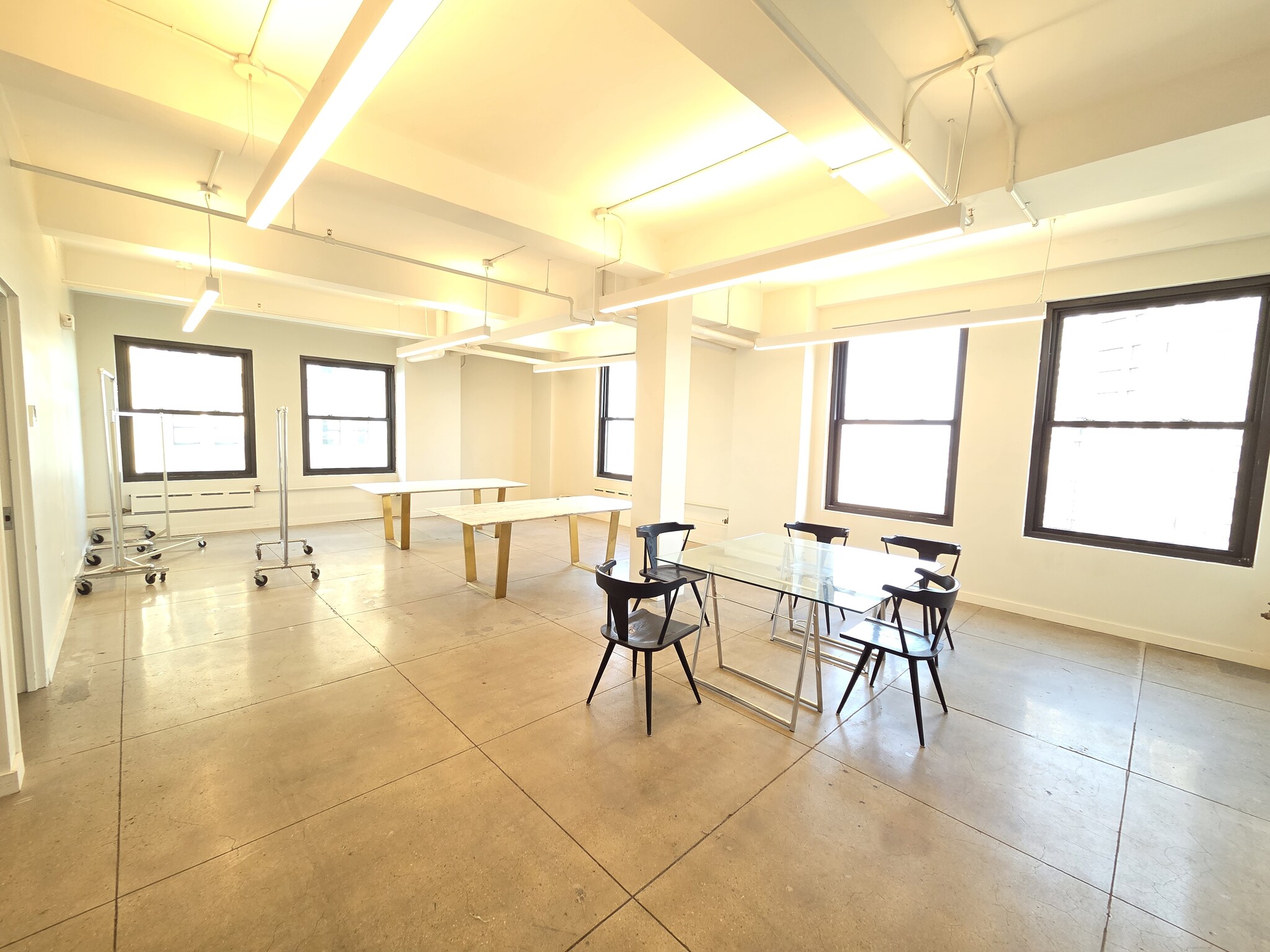 225 Broadway, New York, NY to rent Building Photo- Image 1 of 3