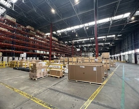 6 Avenue Enrico Fermi, Trappes to rent Interior Photo- Image 2 of 6