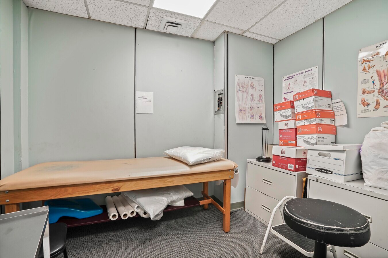 6035 Fresh Pond Rd, Maspeth 11378 UK