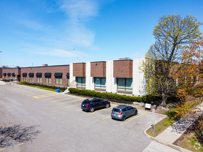 5430 Timberlea Blvd, Mississauga, ON for rent - Primary Photo - Image 1 of 4