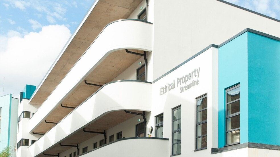 Bath Rd, Bristol to rent - Building Photo - Image 1 of 3