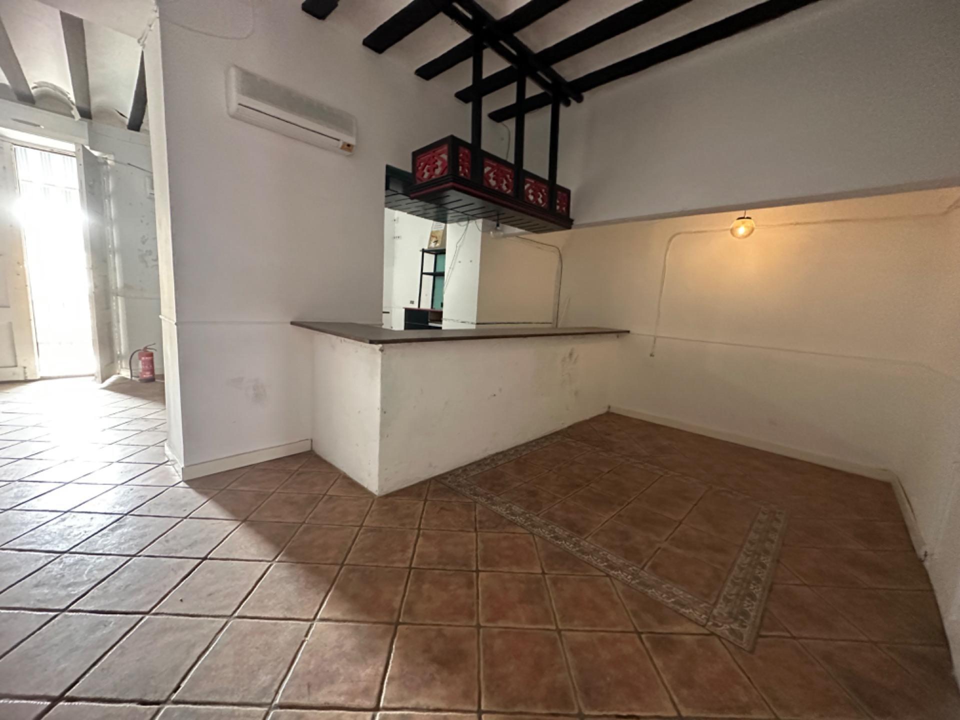 Retail in Cieza to rent Interior Photo- Image 1 of 14