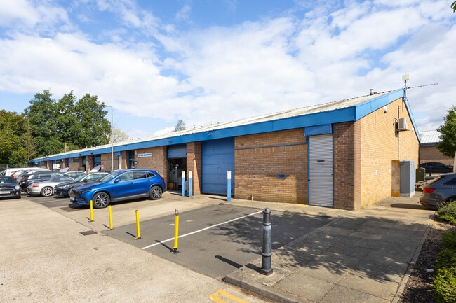 More details for 861-874 Plymouth Rd, Slough - Industrial to Rent