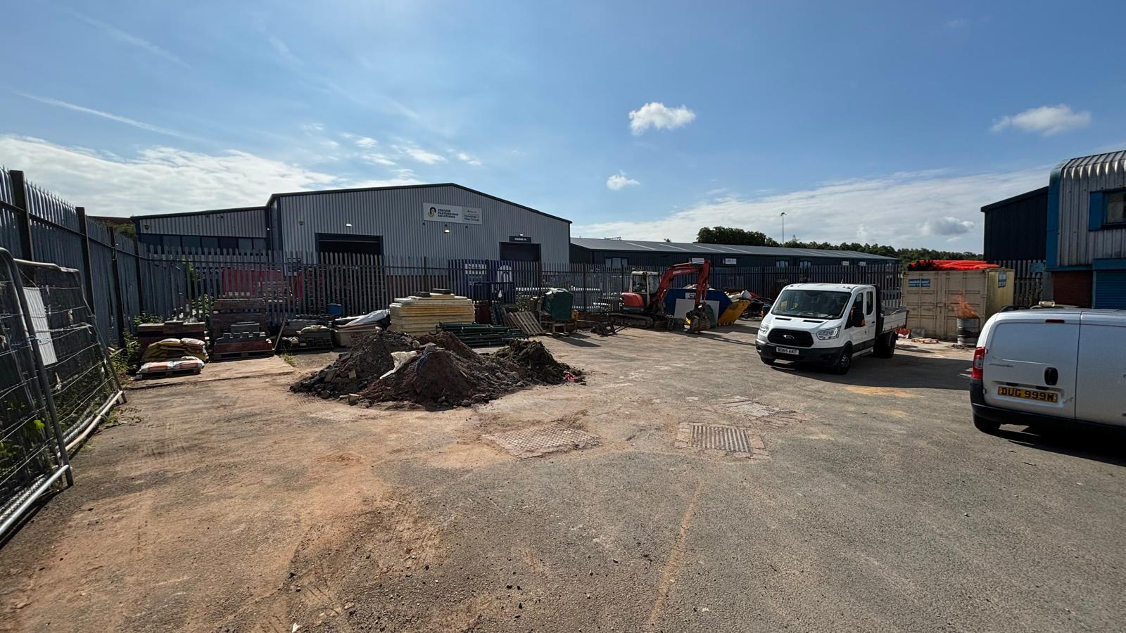 Brookfield Dr, Cannock for sale Primary Photo- Image 1 of 3