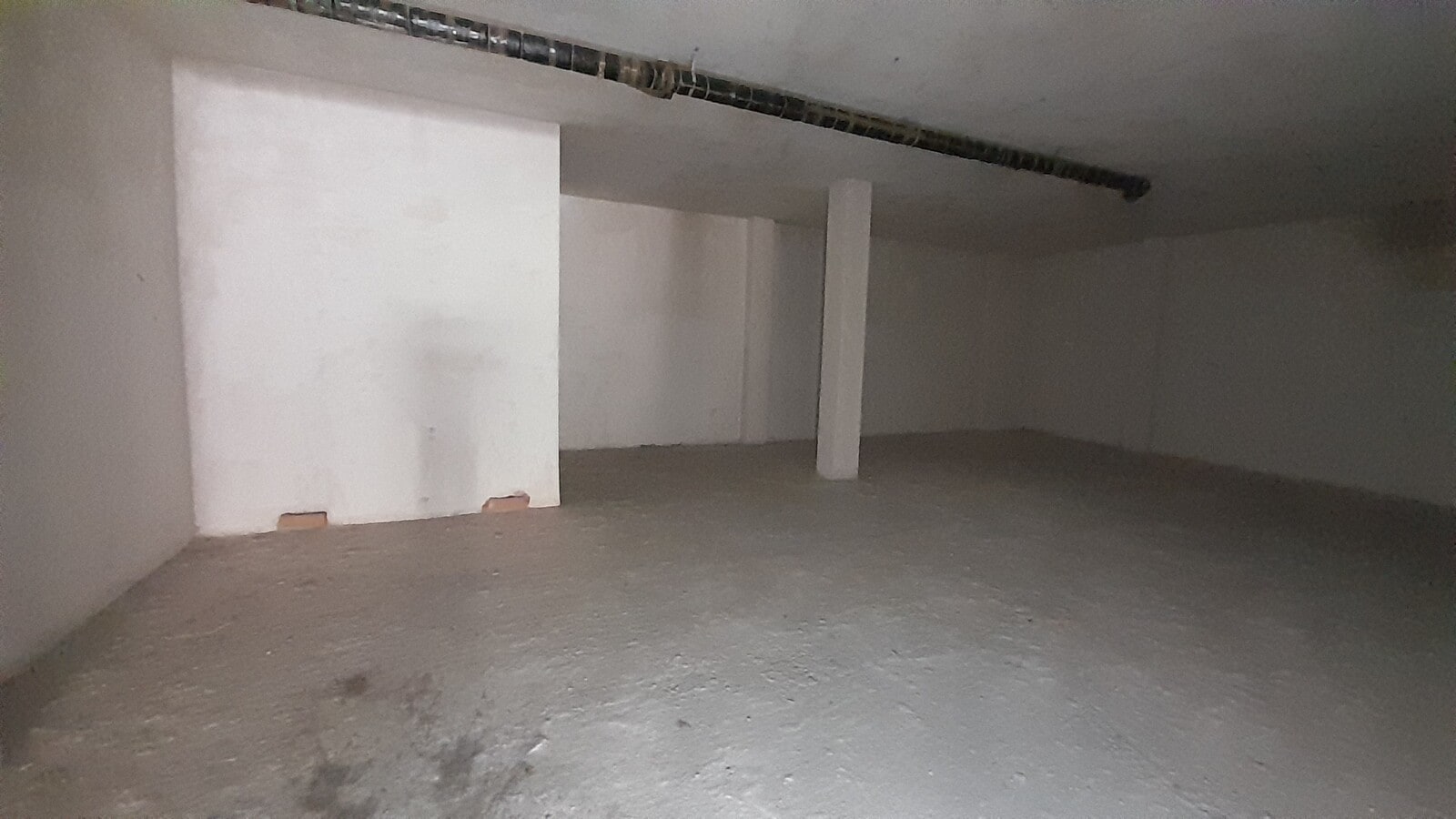 Santa Coloma de Gramenet, BAR 08924 -  -  - Interior Photo - Image 1 of 11