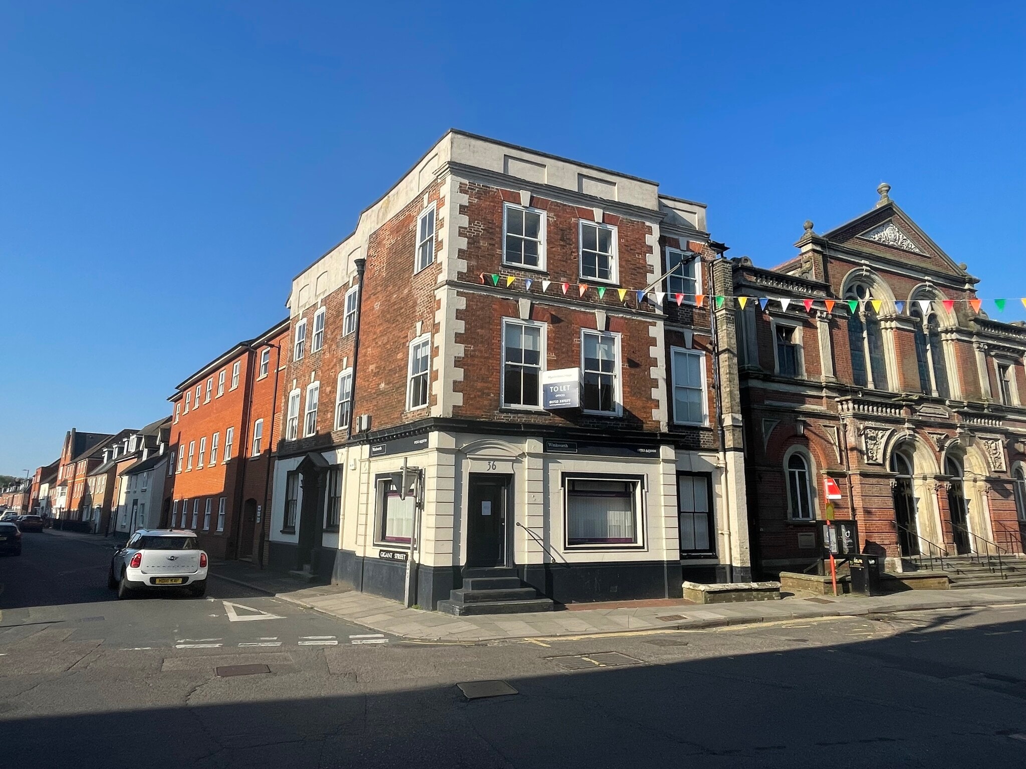 36 Milford St, Salisbury to rent Building Photo- Image 1 of 7