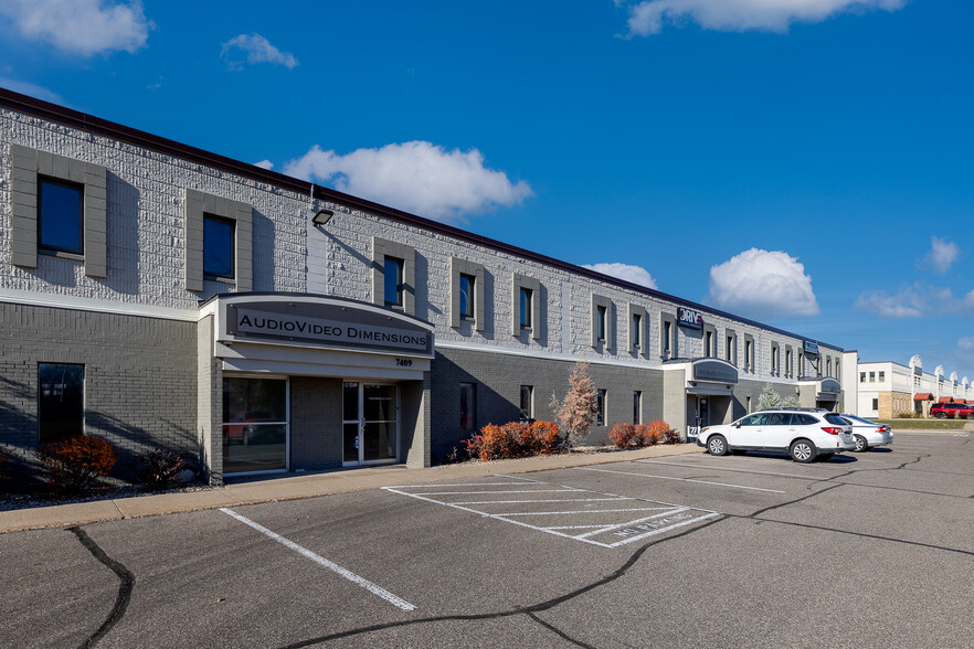 7401-7435 Washington Ave S, Edina, MN for rent - Building Photo - Image 1 of 10