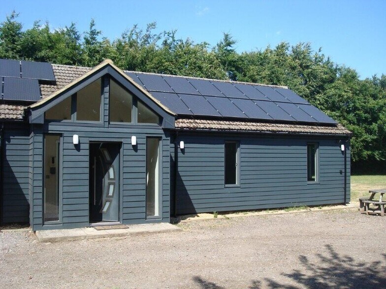 50A-50B Rookery Rd, Wyboston to rent - Building Photo - Image 1 of 1