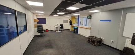 Enterprise Way, Evesham to rent Interior Photo- Image 2 of 5