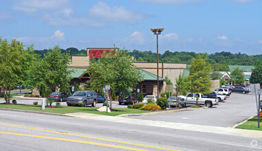 942 E Main St, Lexington, SC for sale Primary Photo- Image 1 of 1