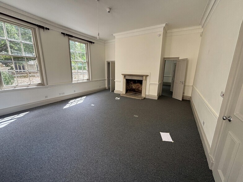 16-17 Turl St, Oxford for sale - Building Photo - Image 2 of 6