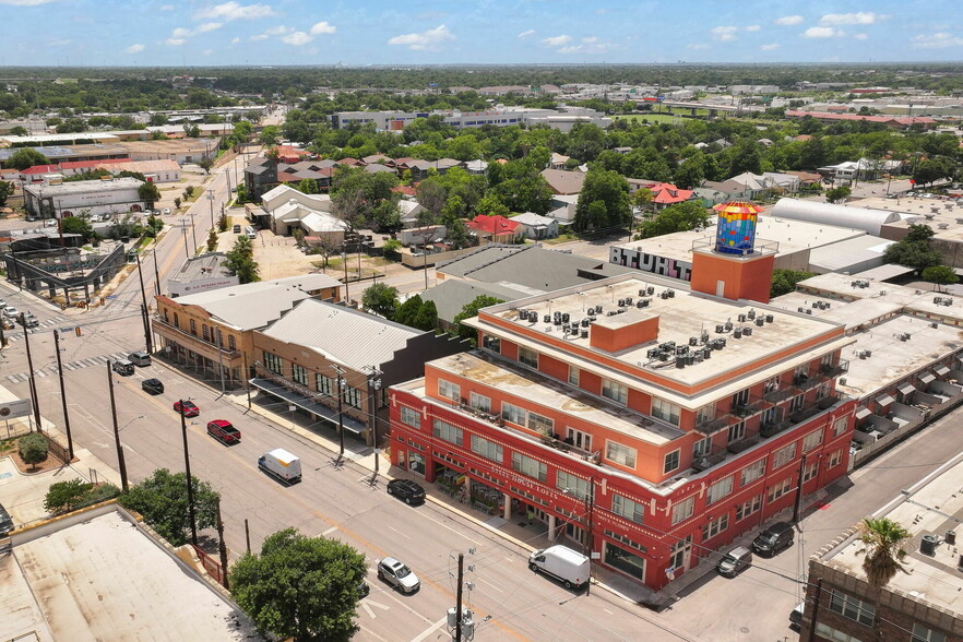 South Flores Portfolio portfolio of 2 properties for sale on LoopNet.co.uk - Building Photo - Image 3 of 71