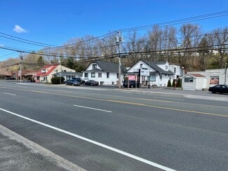 More details for 1029 W Jericho Tpke, Smithtown, NY - Light Industrial for Sale