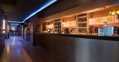 Retail in Madrid, Madrid to rent Interior Photo- Image 2 of 7