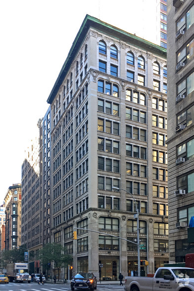 112-116 Madison Ave, New York, NY for rent - Building Photo - Image 1 of 9