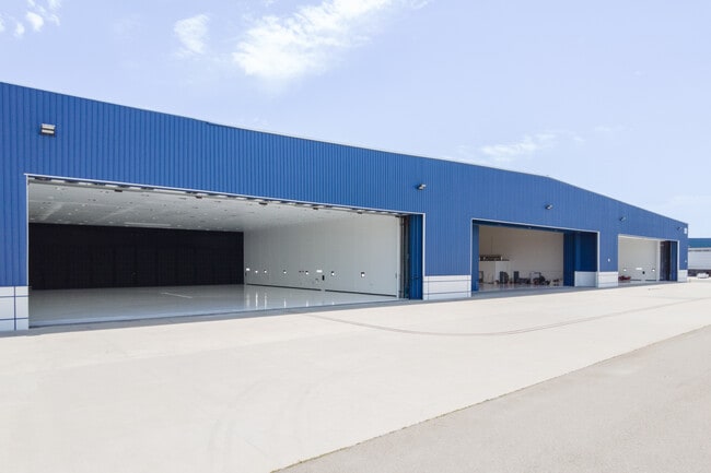 More details for 3495 N Lakewood Blvd, Long Beach, CA - Industrial to Rent