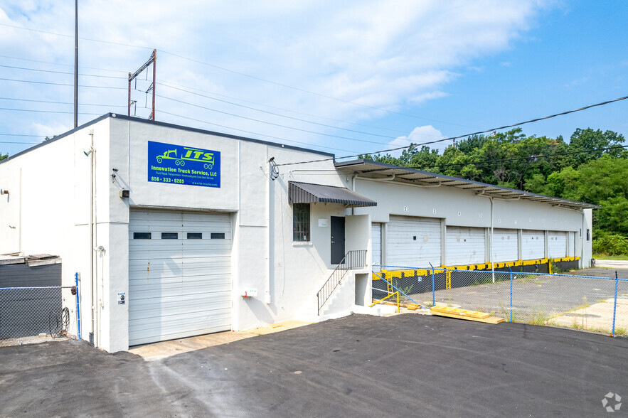 7235 Boulevard Ave, Pennsauken, NJ for rent - Building Photo - Image 1 of 15