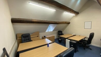 38 High St, Sutton Coldfield to rent Interior Photo- Image 1 of 2