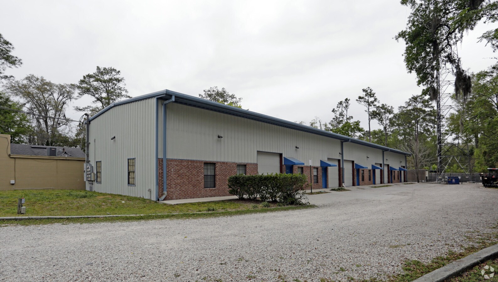 2667 Dunn Ave, Jacksonville, FL 32218 UK