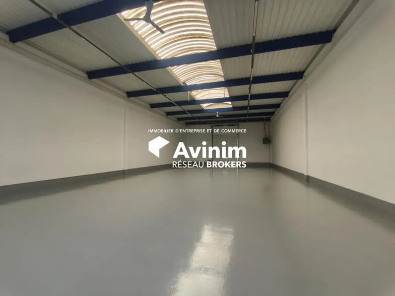 Industrial in Bonneuil-sur-Marne to rent - Interior Photo - Image 2 of 4