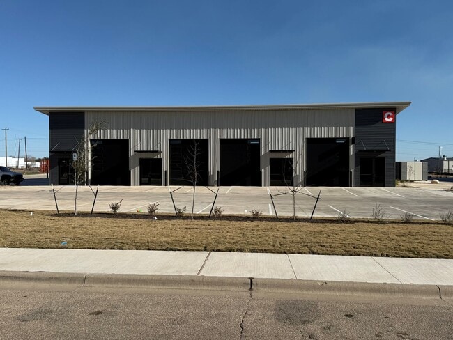 More details for 704 Progress Dr, Killeen, TX - Light Industrial for Sale
