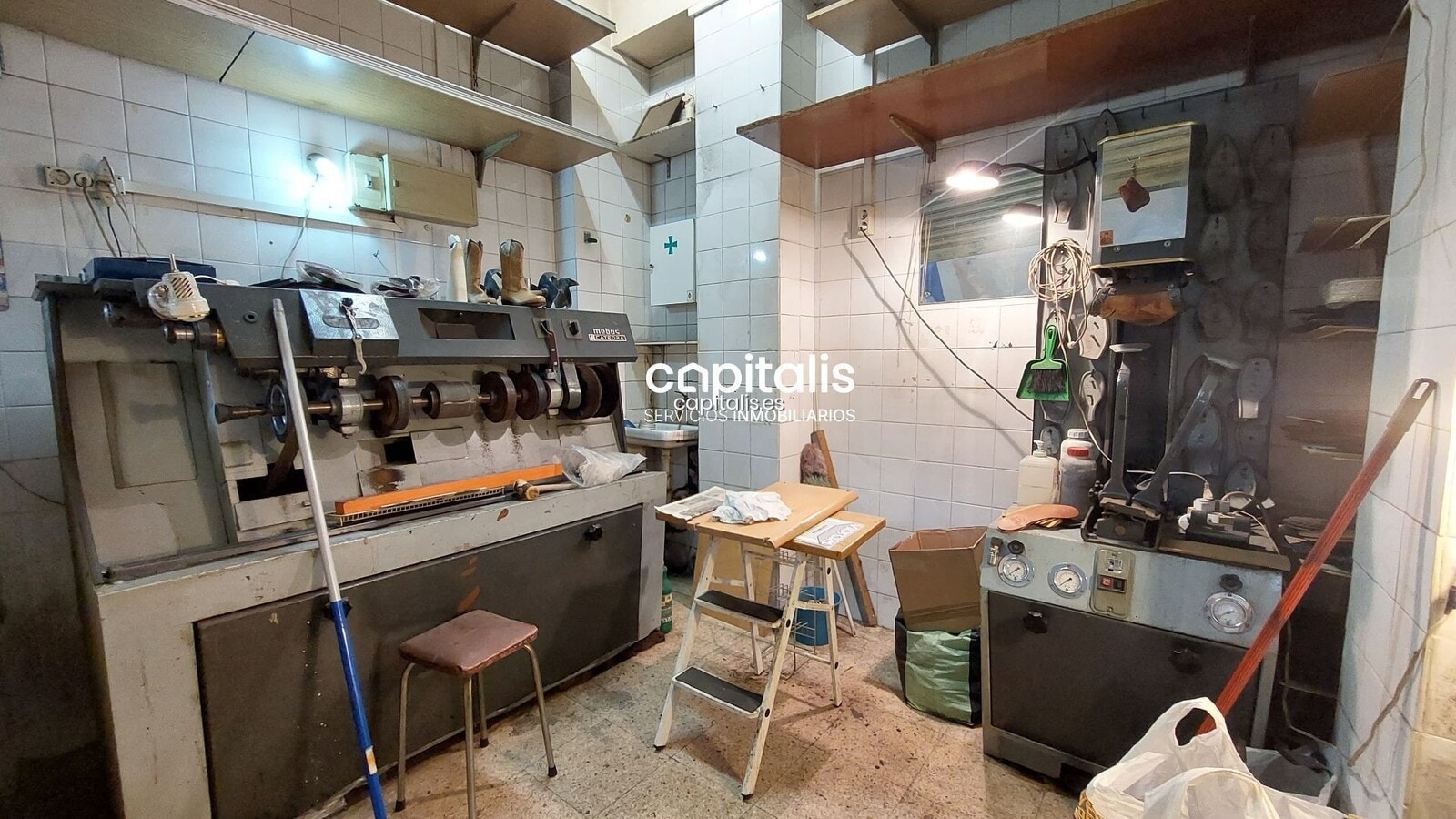 Madrid, MAD 28017 - - - Interior Photo - Image 2 of 4