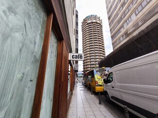 More details for Calle Alfredo L Jones, 10, Las Palmas de Gran Canaria - Retail to Rent