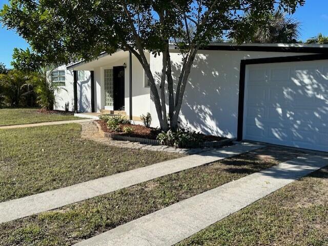 874 Dolores St, Sebastian, FL for sale - Building Photo - Image 3 of 16