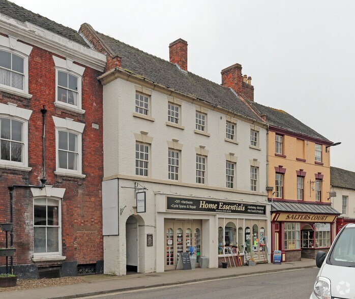 1 Lower Bar, Newport for sale - Primary Photo - Image 1 of 1