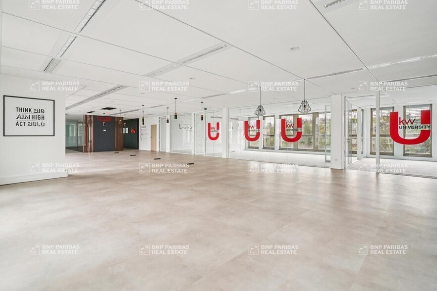 31 Avenue De La Division Leclerc, Châtenay-Malabry to rent - Interior Photo - Image 1 of 17