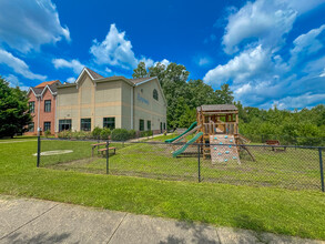 1350 Peachtree Industrial Blvd, Suwanee, GA for rent Building Photo- Image 1 of 6