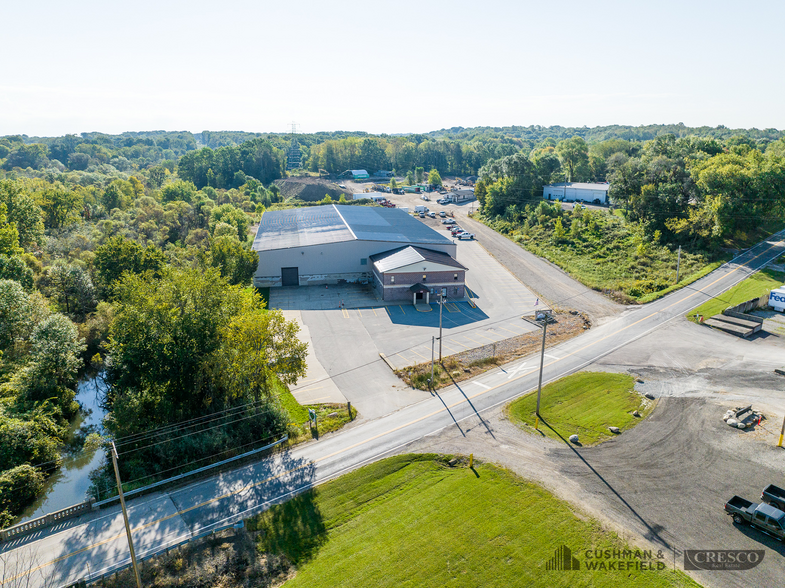 2565 Pressler Rd, Akron, OH for sale - Aerial - Image 2 of 6