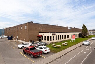 More details for 401-425 Blvd Montpellier, Montréal, QC - Industrial to Rent
