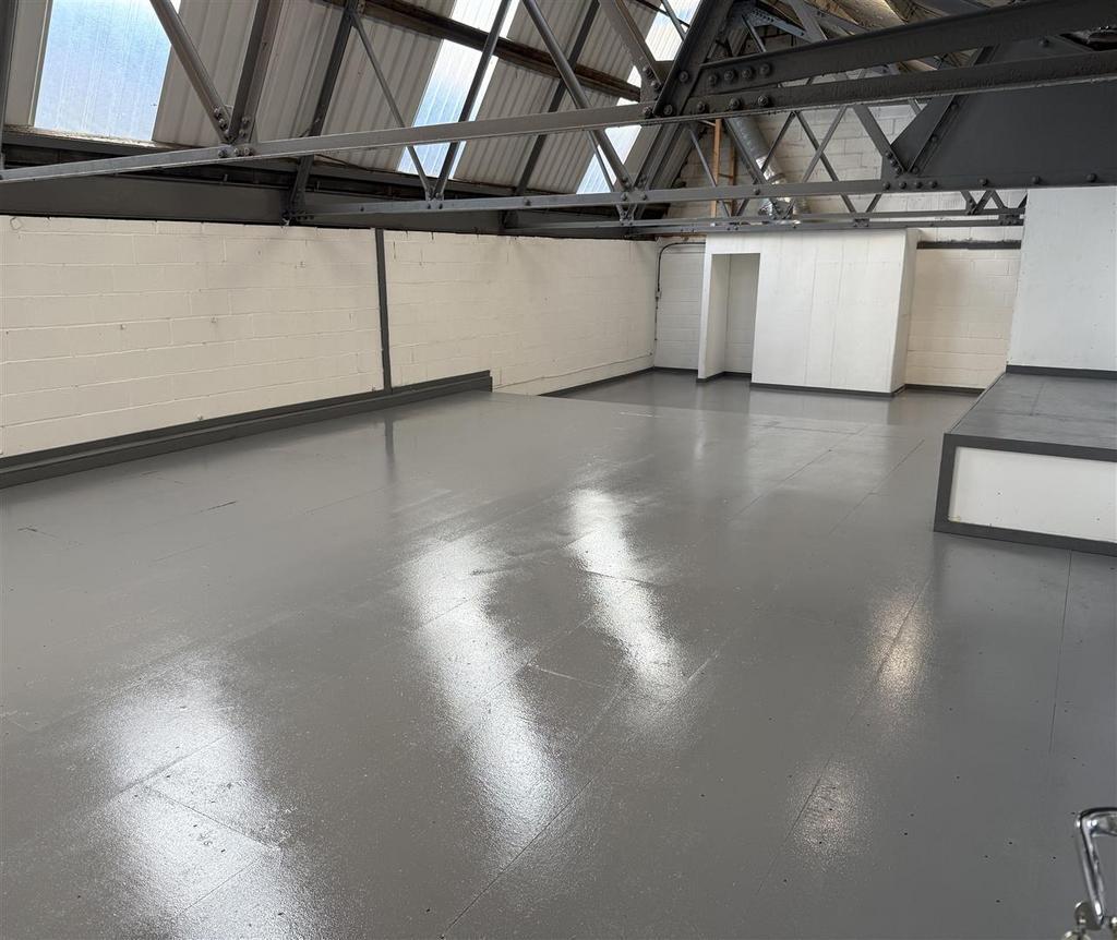 St Peter's Way, Warrington to rent Interior Photo- Image 1 of 5