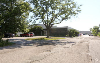 6075 Cochran Rd, Solon, OH for sale Primary Photo- Image 1 of 1