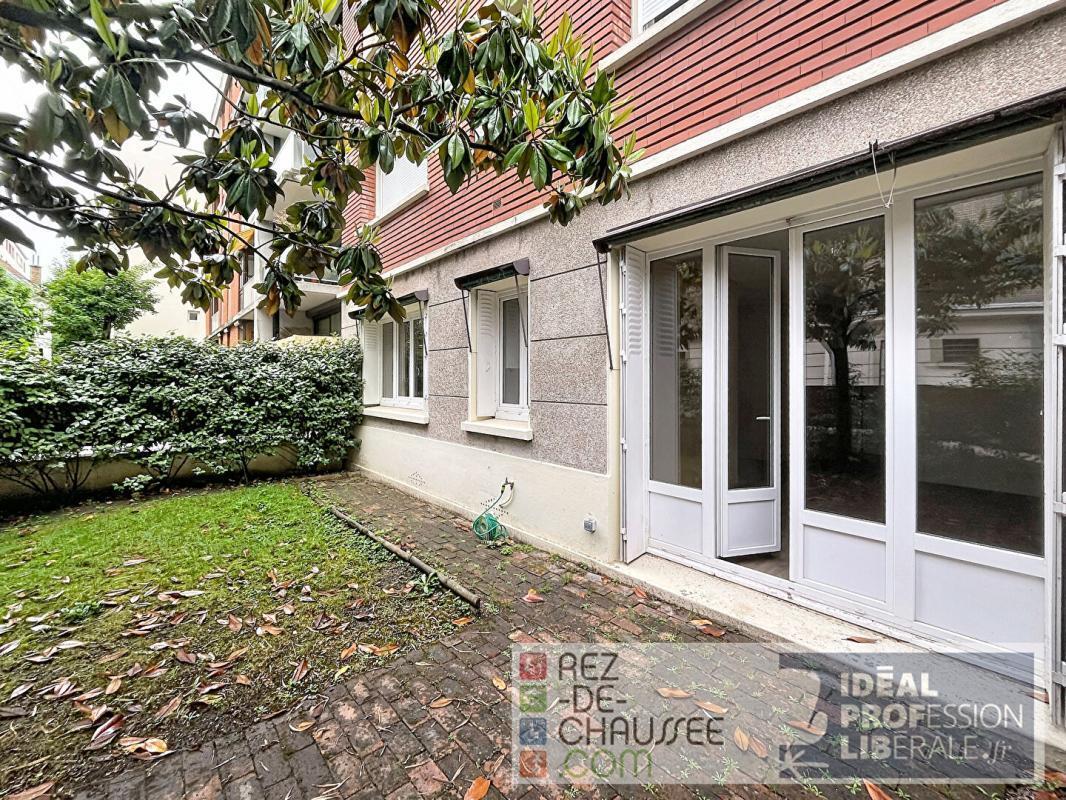 Office in La Garenne-Colombes for sale Building Photo- Image 1 of 12