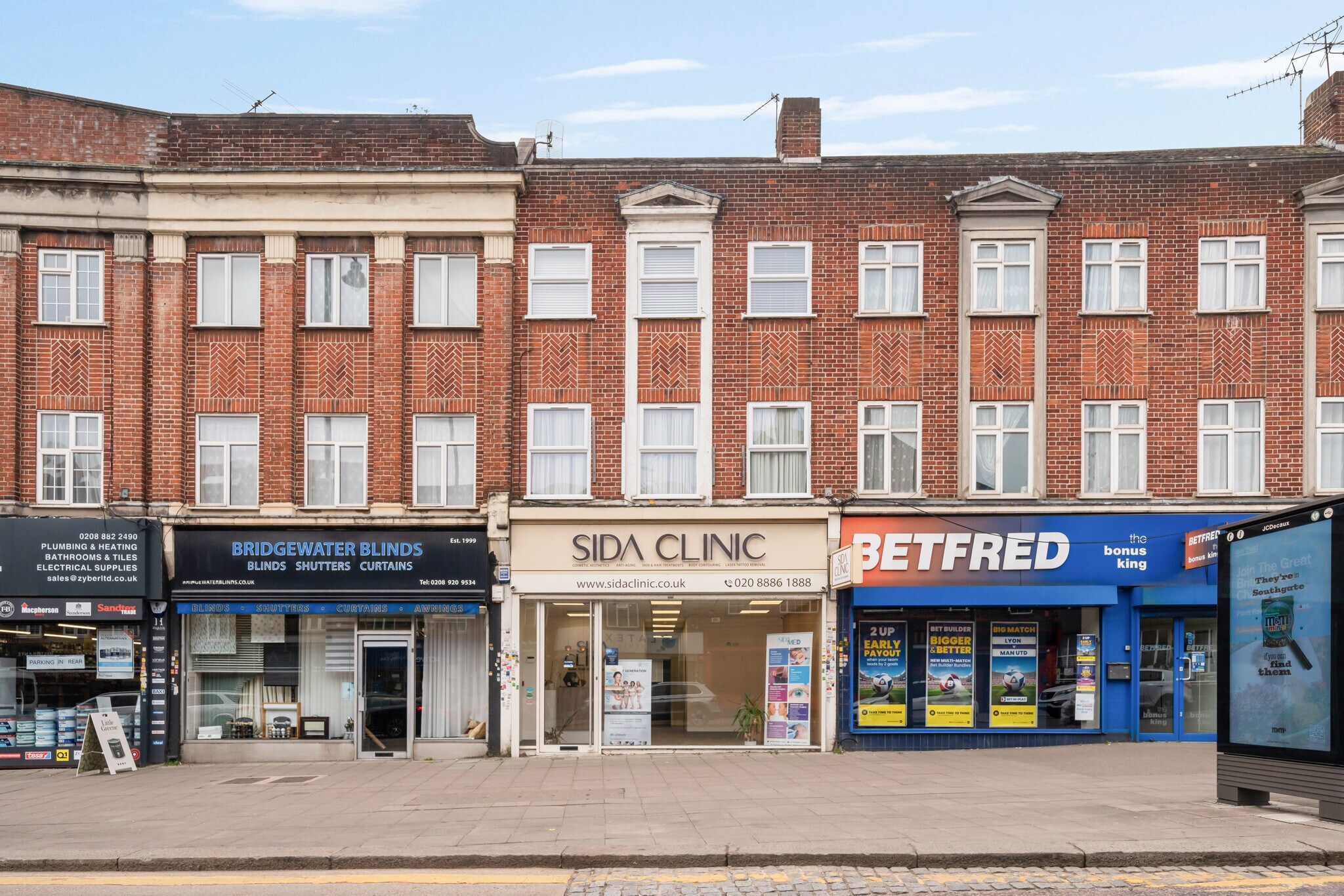 77 Chase Side, London for sale Primary Photo- Image 1 of 1