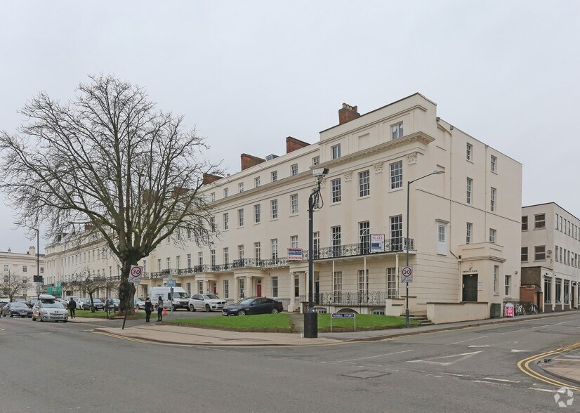 29 Waterloo Pl, Leamington Spa for sale - Primary Photo - Image 1 of 1