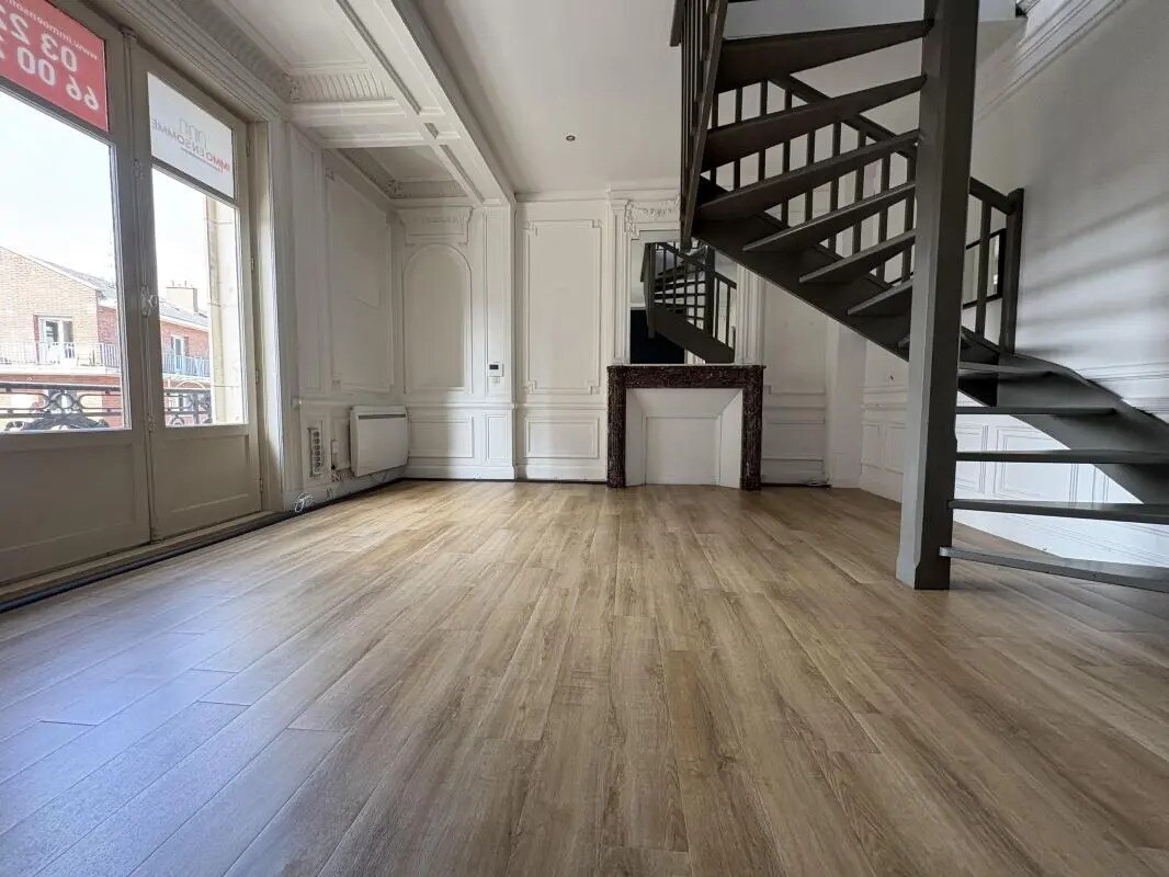 Rue De La République, Amiens to rent Interior Photo- Image 1 of 4