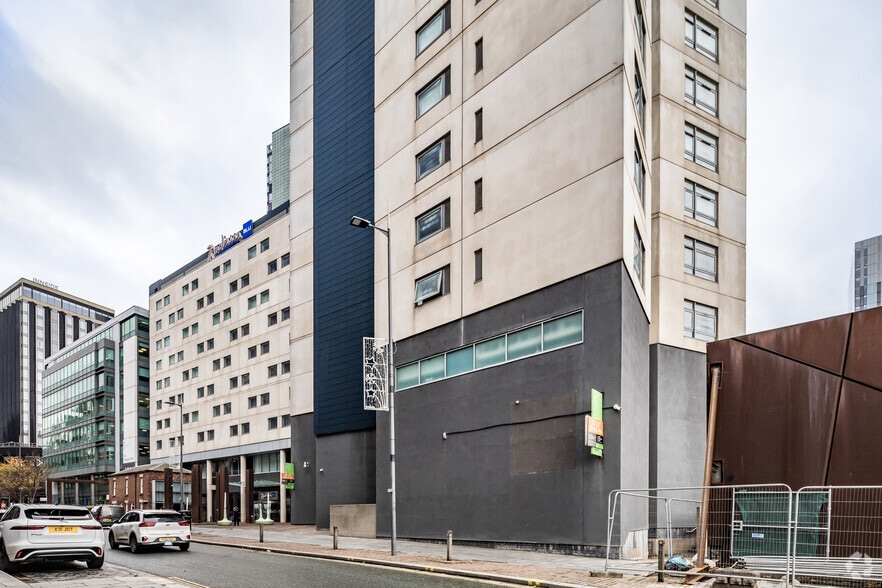 109 Old Hall St, Liverpool to rent - Building Photo - Image 2 of 4