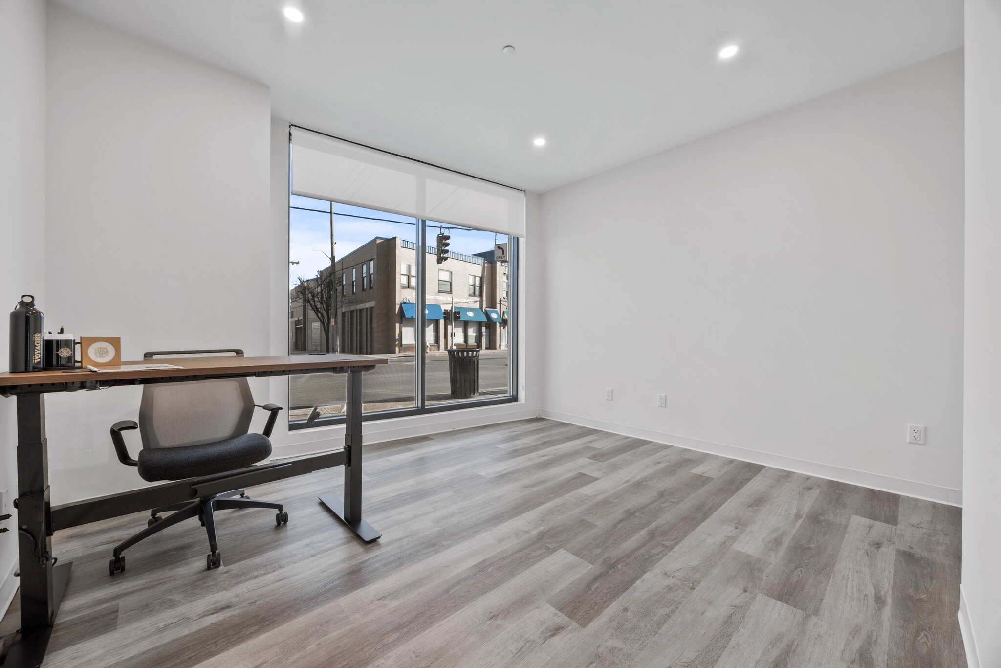 112 Main St, Port Chester, NY to rent Interior Photo- Image 1 of 4