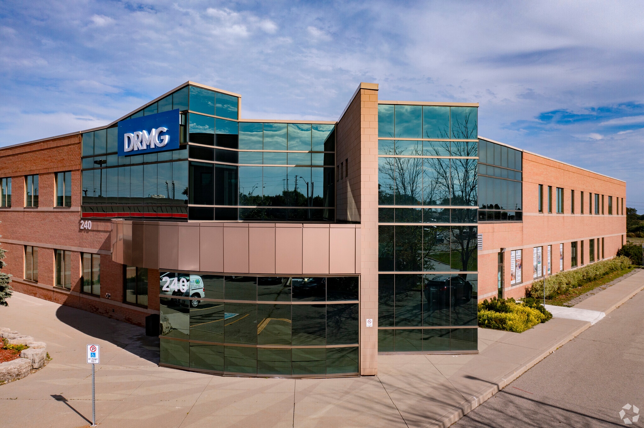 240 Wyecroft Rd, Oakville L6K 2G7 Office for Rent