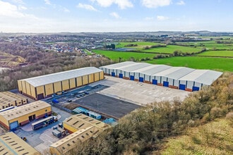 Hawkins Dr, Cannock to rent Building Photo- Image 2 of 10